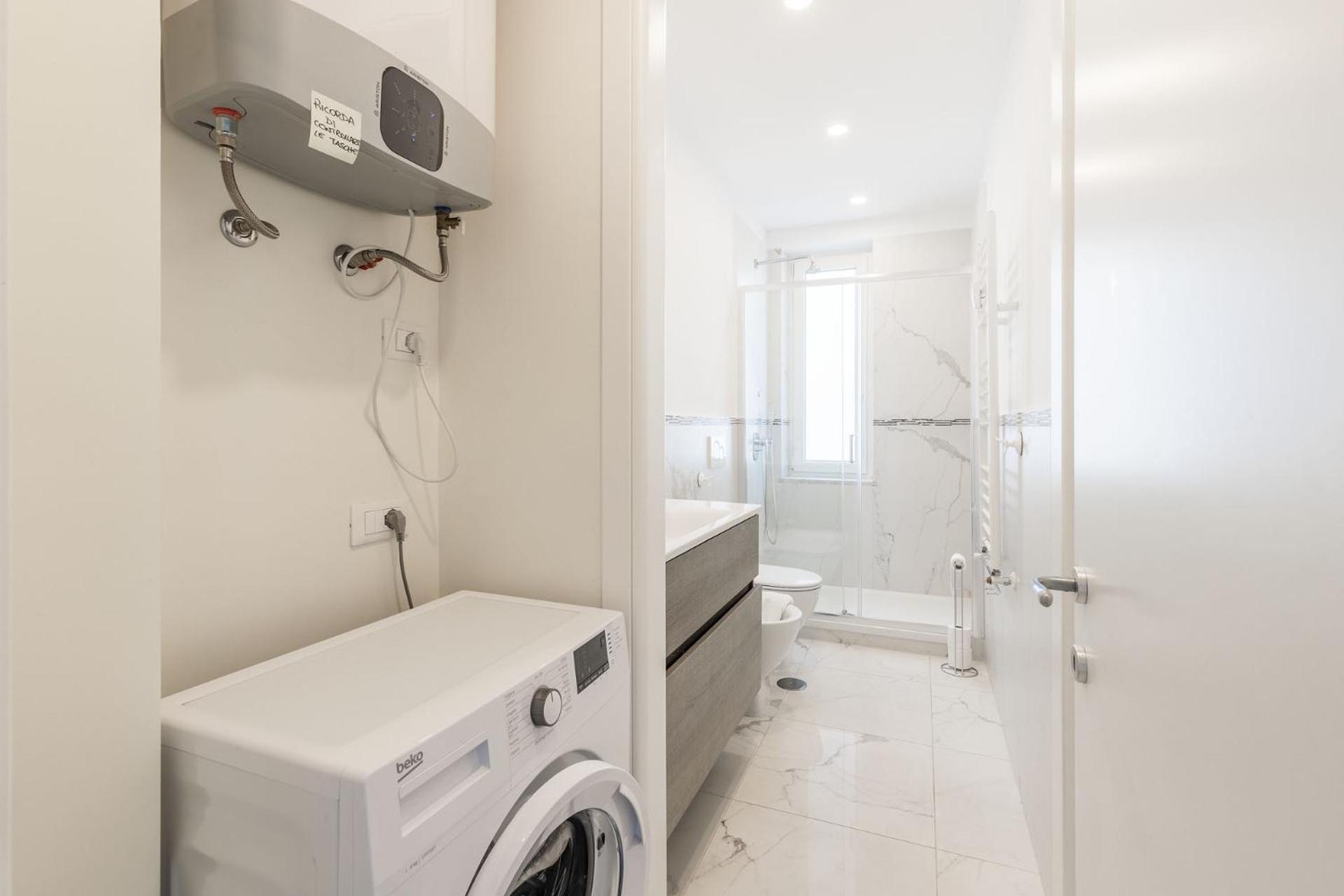 Appartement White And Grey à Levanto Extérieur photo